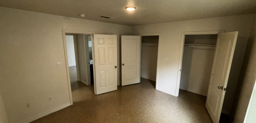 501 S. Henderson Temple, Tx 76501