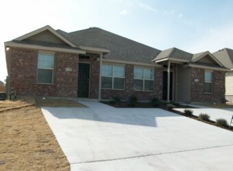 507 (B) E. Zenith Temple, TX 76054