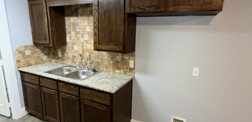 1014 (B) S. 10th Temple, TX 76504