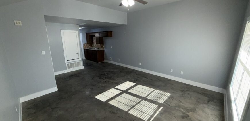 1014 (B) S. 10th Temple, TX 76504