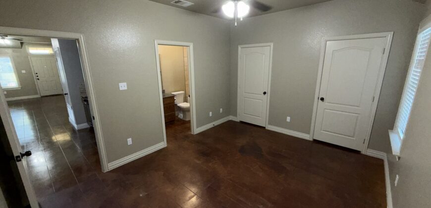 800 (B) Ferrara Circle Temple, TX 76502
