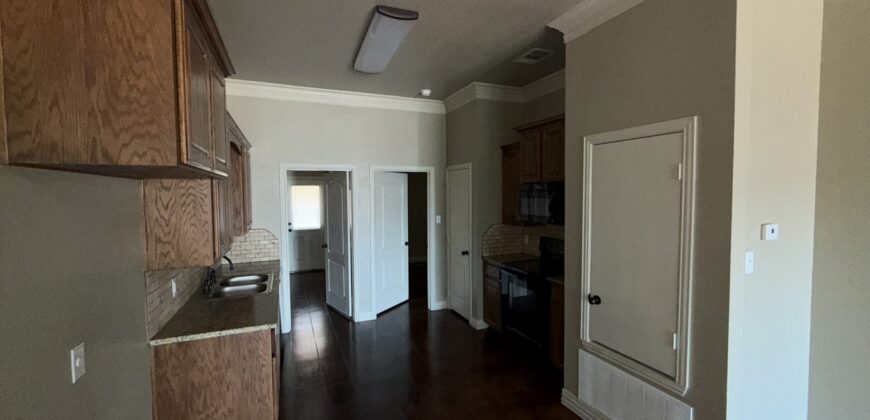 800 (B) Ferrara Circle Temple, TX 76502