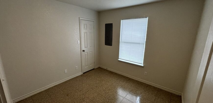 814 South Martin Luther King Jr Dr Temple, TX 76504