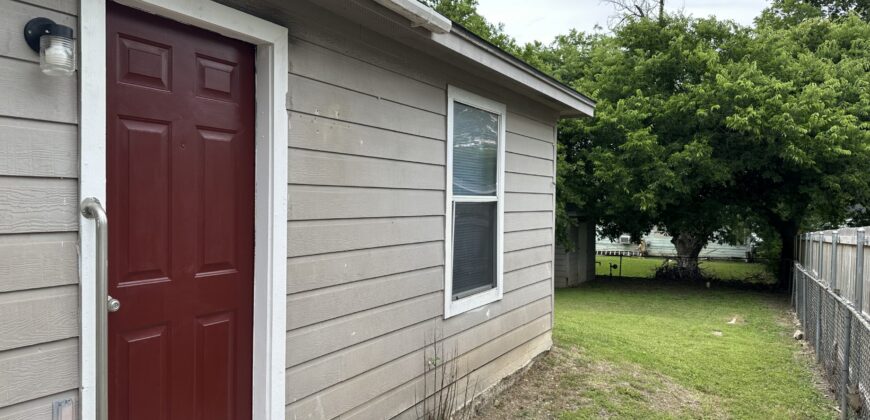 807 (A) N 6th Temple, TX 76501