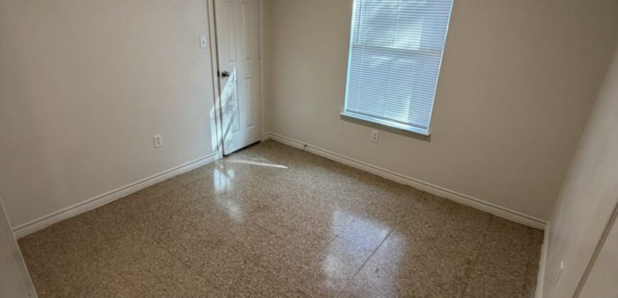 814 S 16th St Temple, TX 76501