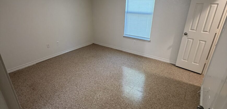 814 S 16th St Temple, TX 76501