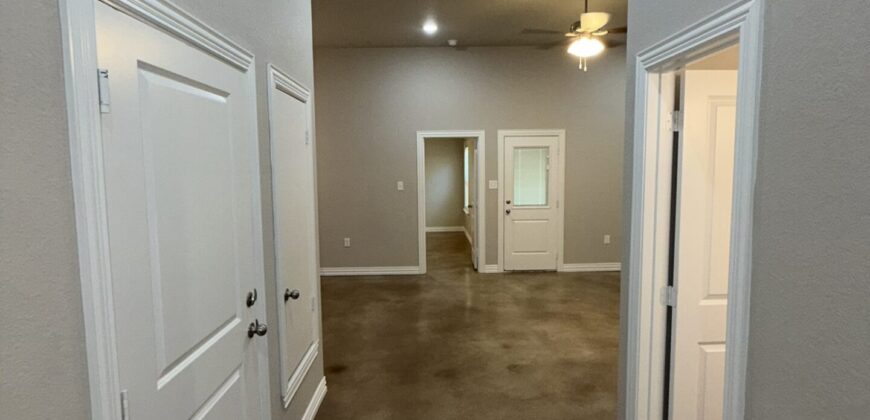 2214 Briar Hollow Dr Temple, TX 76502