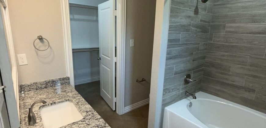 2214 Briar Hollow Dr Temple, TX 76502