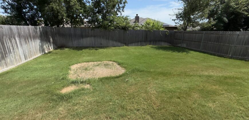 2435 Briar Hollow Dr Temple, TX 76502