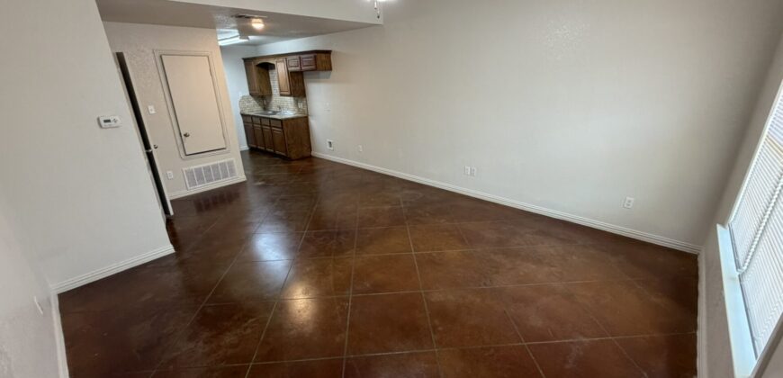 1104 (B) S. MLK Temple, Tx 76504